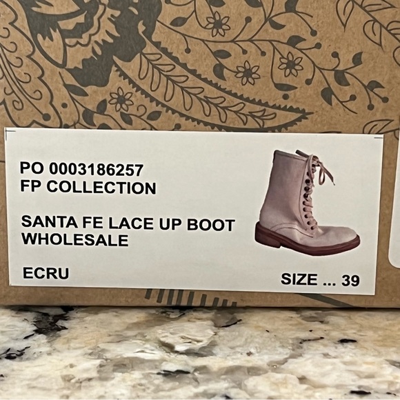 NWT $178 Free People Sante Fe Lace-up Boot 39 = USA 9 - Picture 15 of 16